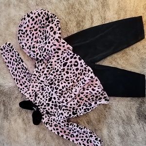 Le Top Velvet Pink / Black Leopard Outfit w/ Hat